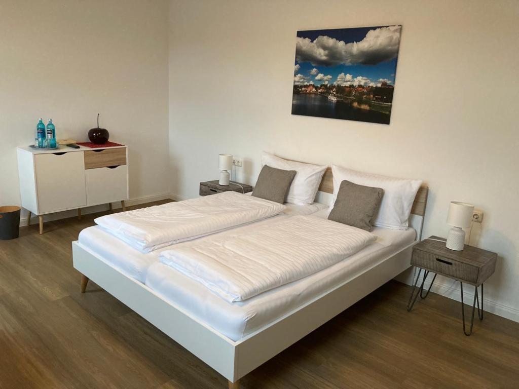 Das Bilderbuchcafe - Ferien - Apartment No 3 - Markt 7 Havelberg Εξωτερικό φωτογραφία