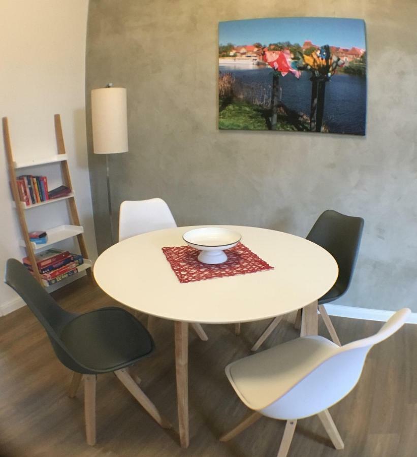 Das Bilderbuchcafe - Ferien - Apartment No 3 - Markt 7 Havelberg Εξωτερικό φωτογραφία