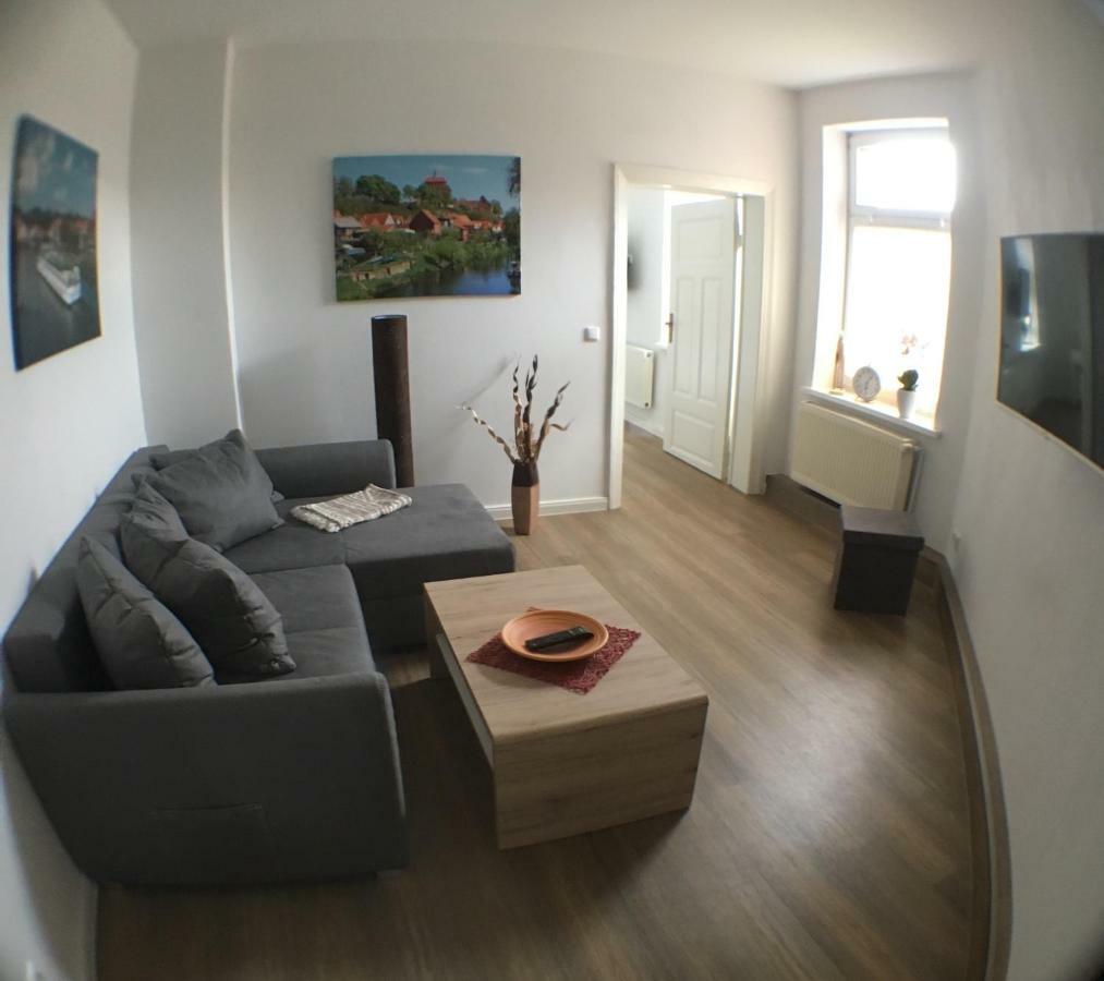 Das Bilderbuchcafe - Ferien - Apartment No 3 - Markt 7 Havelberg Εξωτερικό φωτογραφία