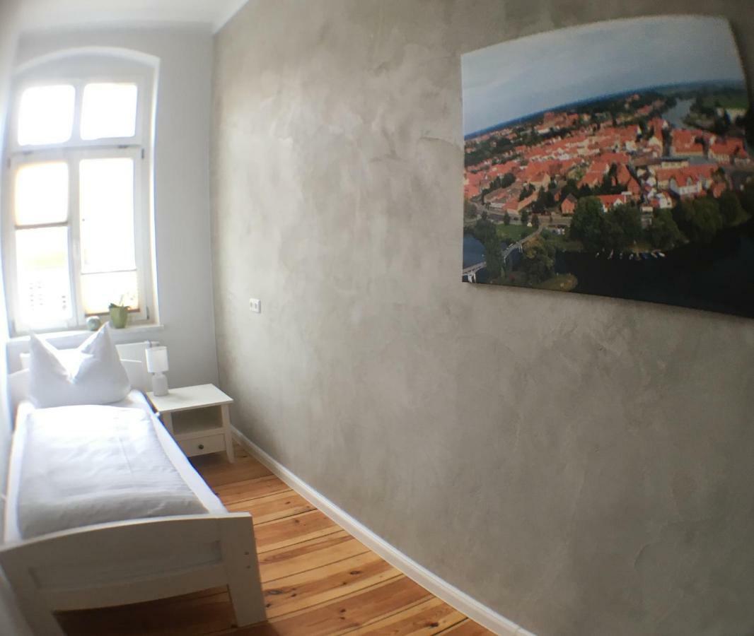 Das Bilderbuchcafe - Ferien - Apartment No 3 - Markt 7 Havelberg Εξωτερικό φωτογραφία
